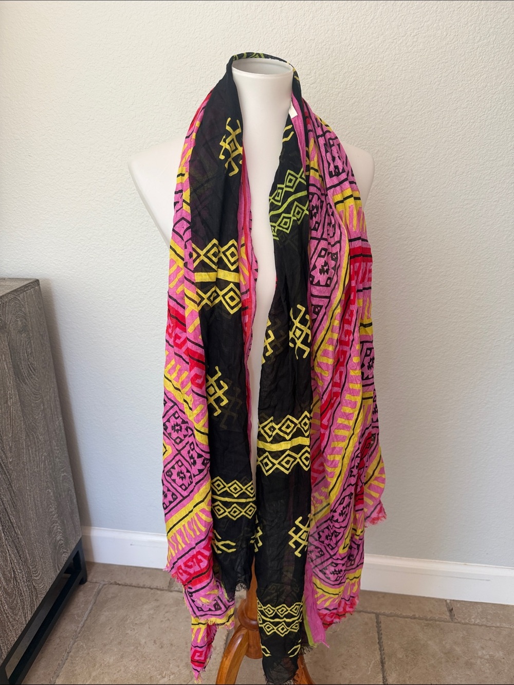 12th Street by Cynthia Vincent scarf/wrap Vibrant Black & Pink Patterned Women's